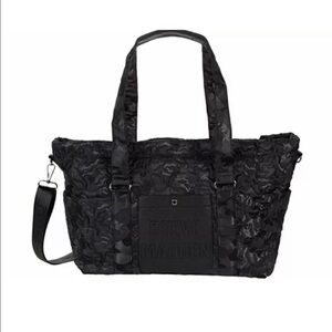 Steve Madden Quilted Camo Nylon Weekend Bag Weekender Gym Bag